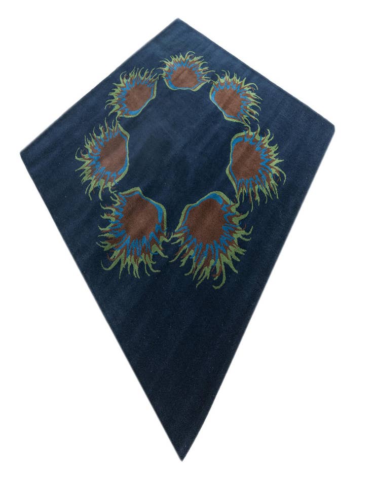 Detail image of  7' 5 x 7' 6 Agra Rug