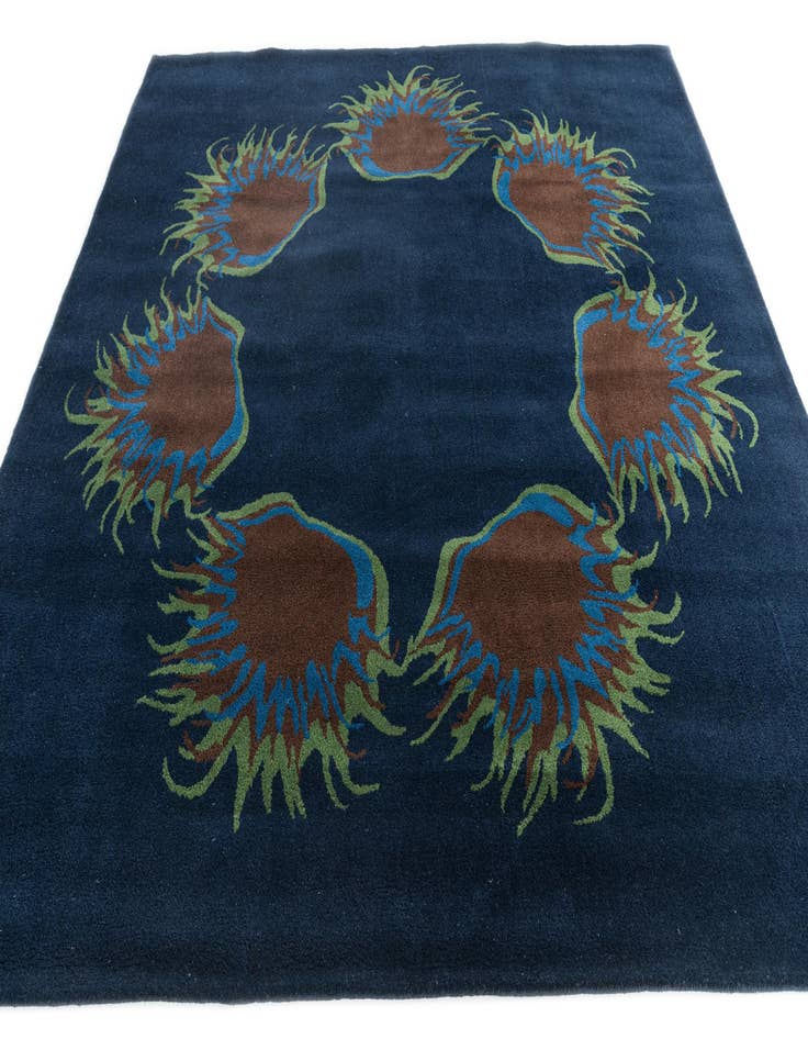 Detail image of  7' 5 x 7' 6 Agra Rug