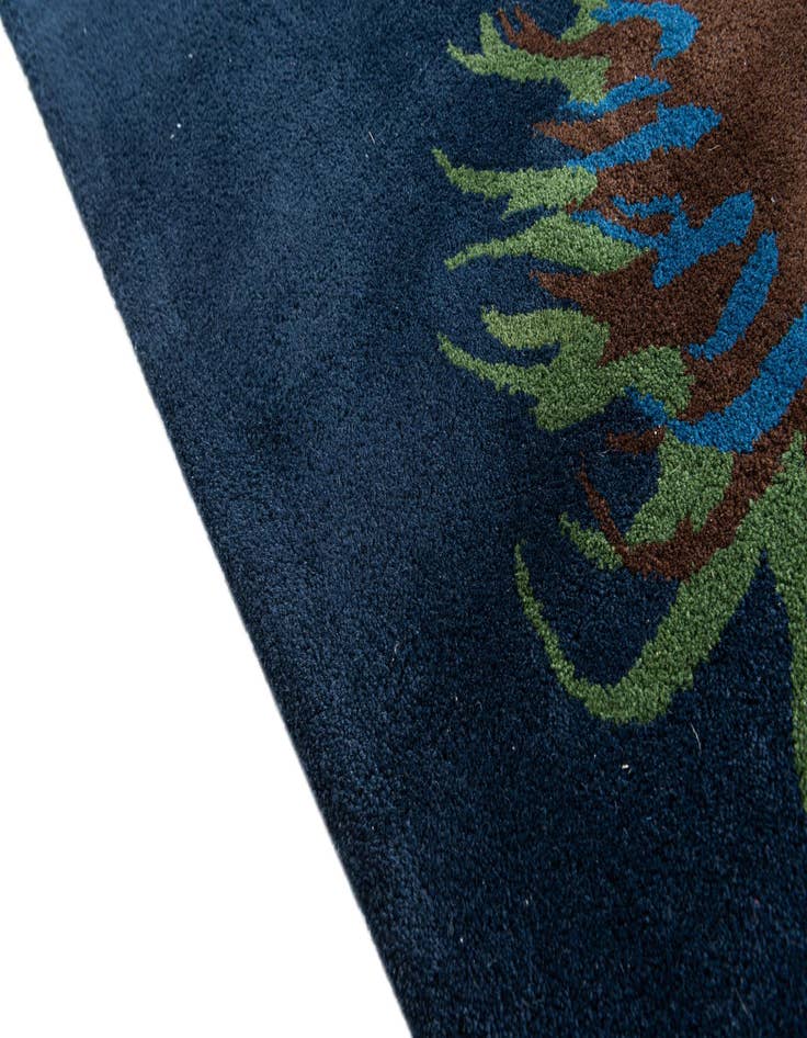 Detail image of  7' 5 x 7' 6 Agra Rug