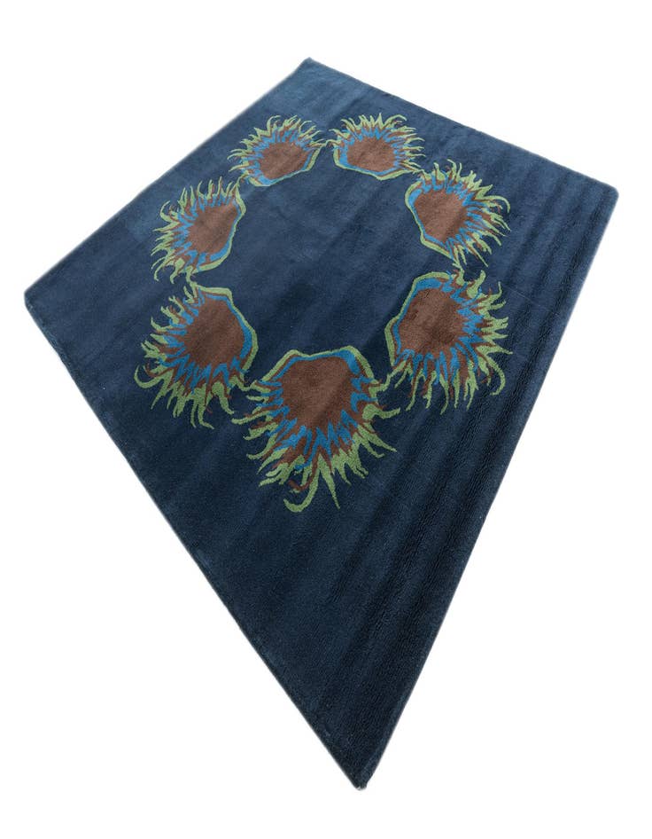 Detail image of  7' 5 x 7' 6 Agra Rug