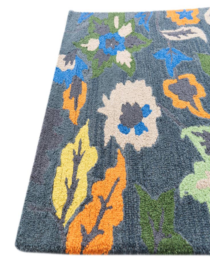 Detail image of  3' x 5' Agra Rug