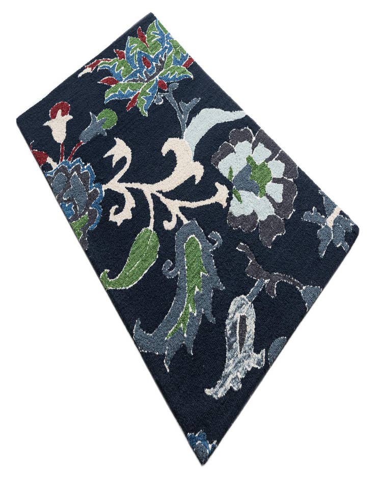 Detail image of  3' 1 x 5' Agra Rug