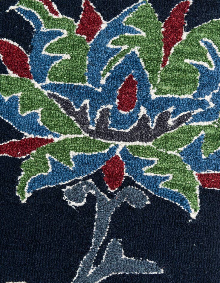 Detail image of  3' 1 x 5' Agra Rug