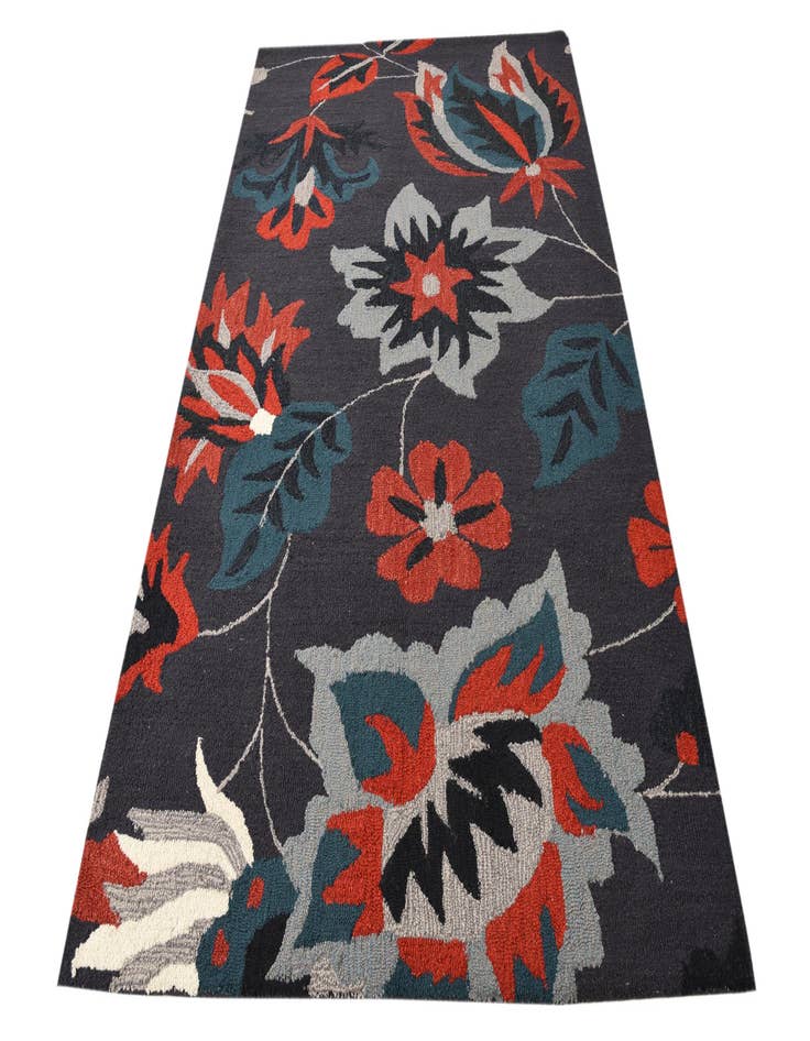 Detail image of  5' 1 x 8' Agra Rug