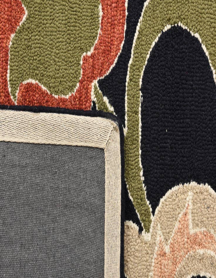 Detail image of  8' 1 x 10' 1 Agra Rug