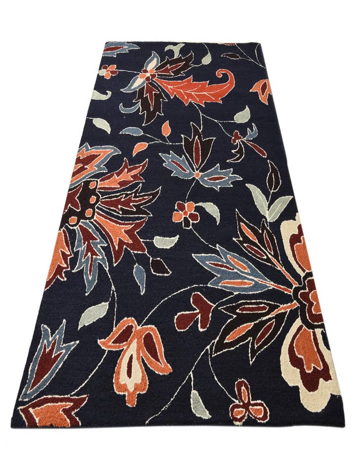 Detail image of  5' 1 x 7' 11 Agra Rug