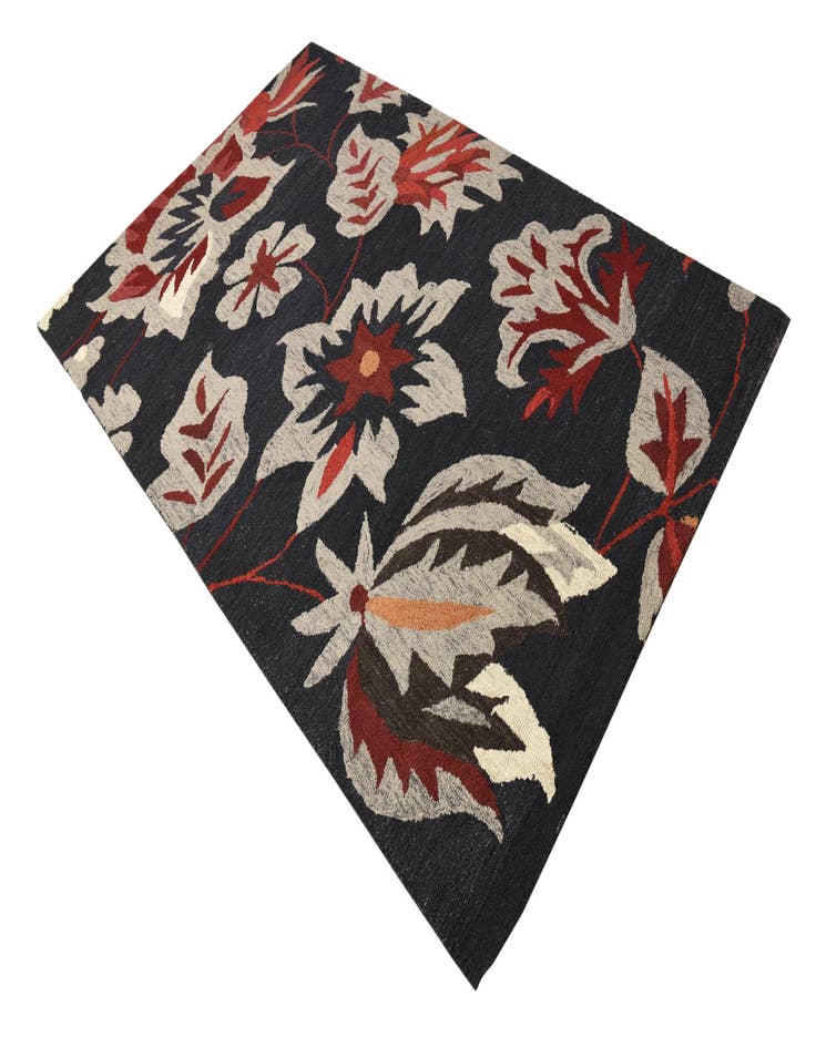 Detail image of  5' 1 x 8' Agra Wool Rug