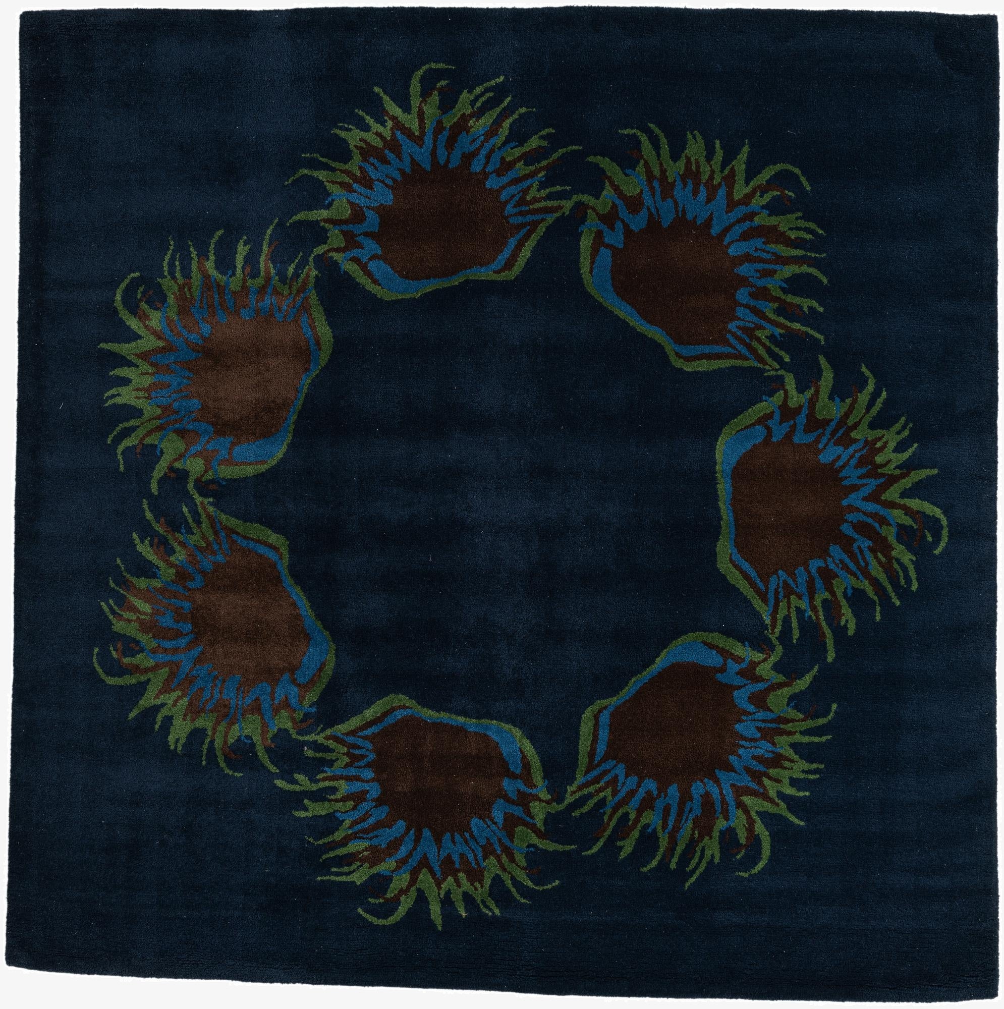  7' 5 x 7' 6 Agra Rug