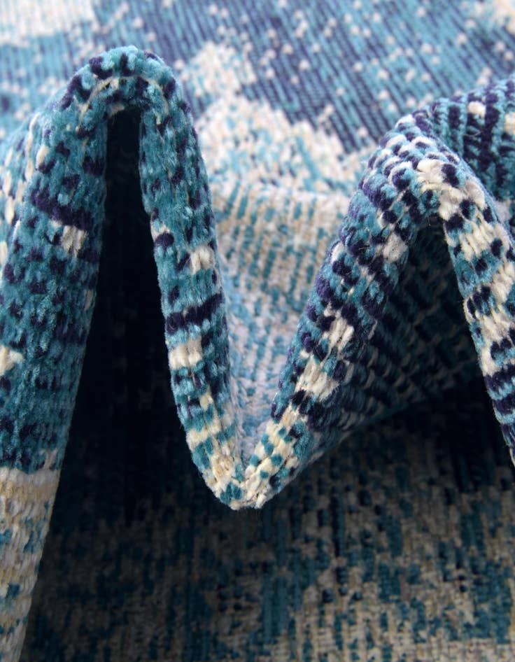 Detail image of  4' x 6' Amulet Rug