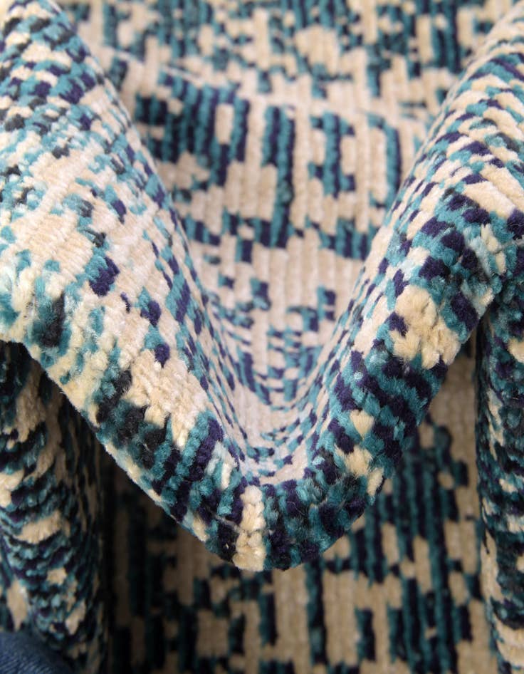 Detail image of  9' x 12' Amulet Rug