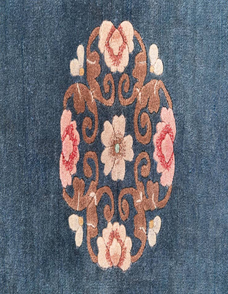 Detail image of 4' x 7' Hand Knotted Antique Finish Wool Rug