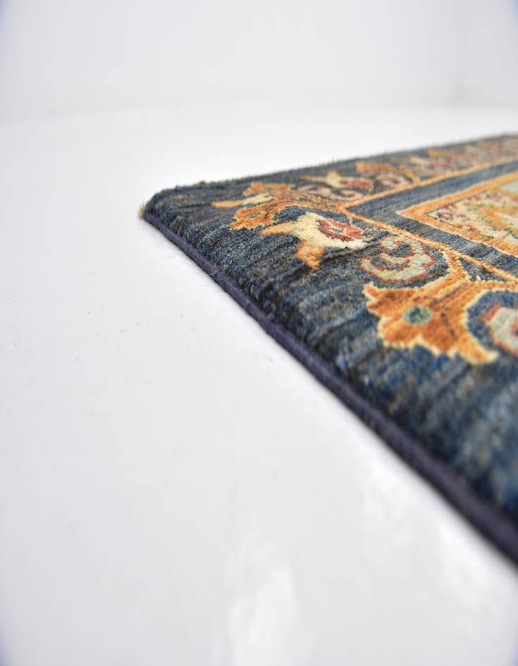 Detail image of  5' 9 x 7' 10  Hand Knotted Ariana Ziegler Rug