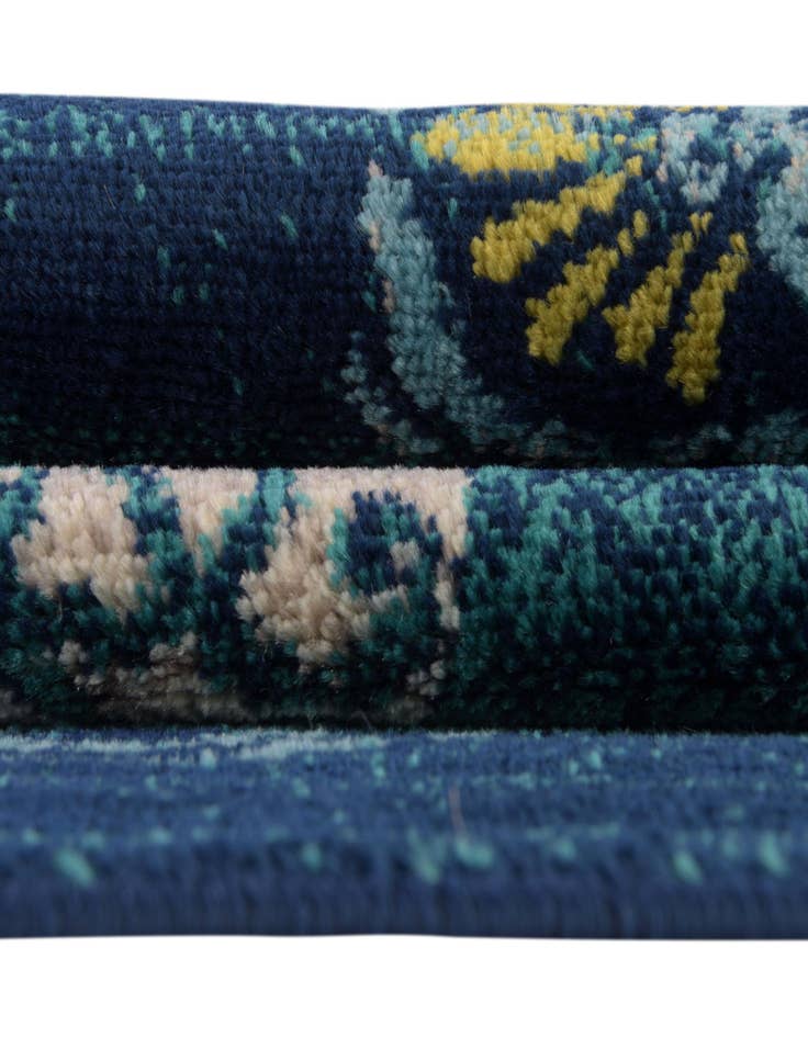 Detail image of  10' x 14' Azalea Rug