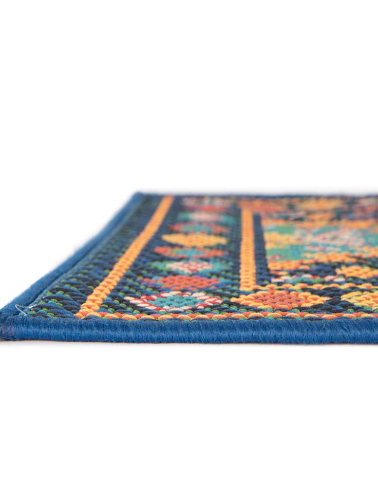 Detail image of  9' x 12'  Washable Baja Indoor / Outdoor Rug