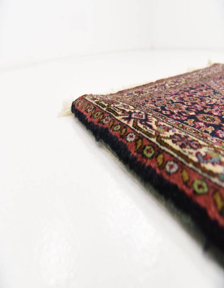 Detail image of  2' 6 x 3' 6  Hand Knotted Bidjar Persian Wool Rug