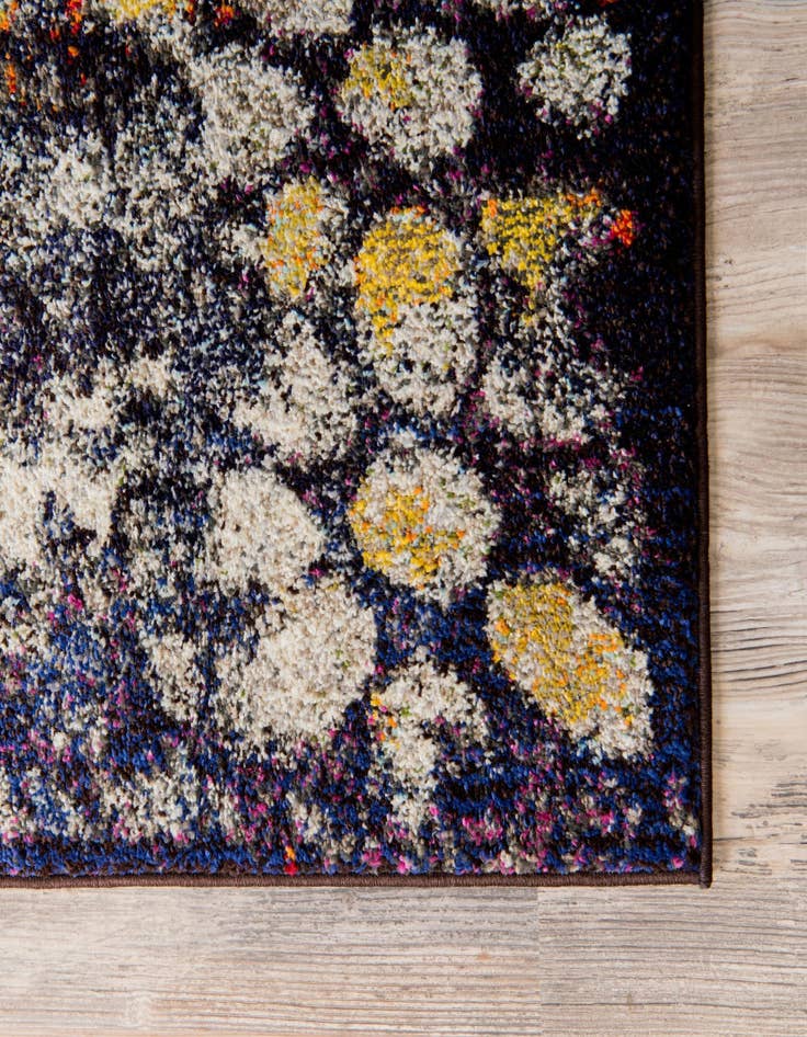 Detail image of  2' 2 x 3'  Washable Carnevale Rug