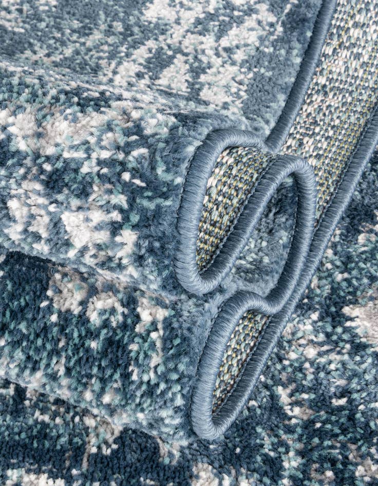 Detail image of  4' x 6' Charleston Rug