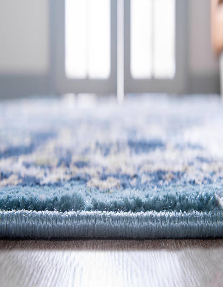 Detail image of  4' x 6' Charleston Rug