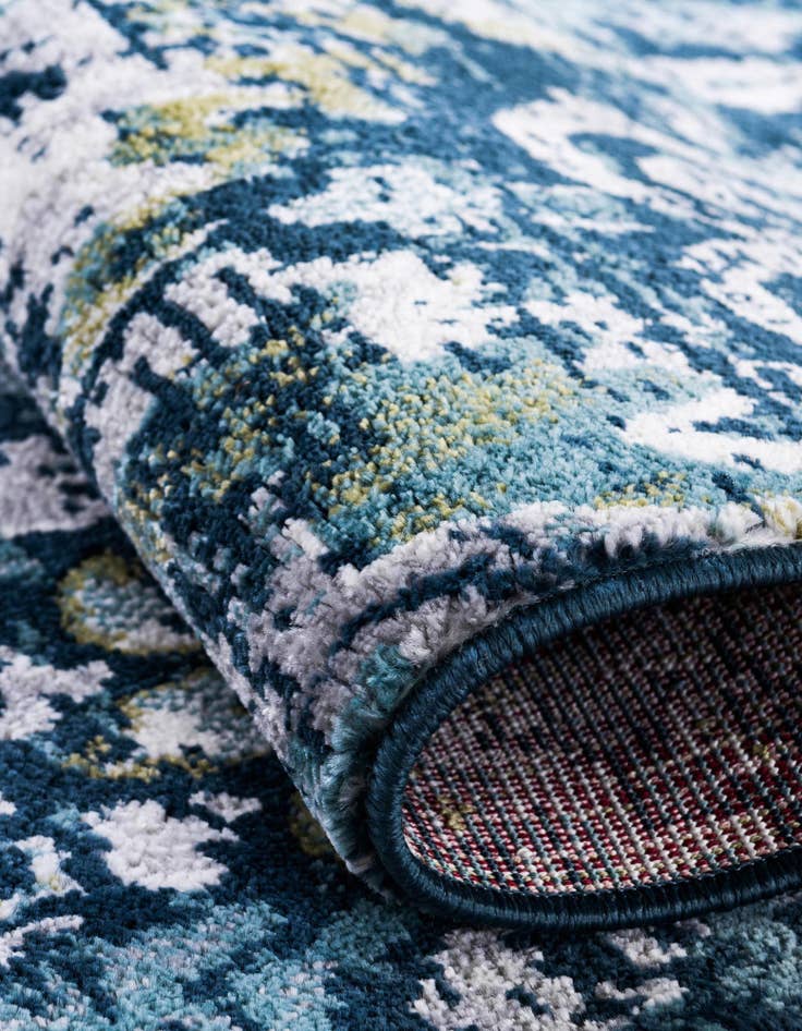 Detail image of  8' x 10' Charleston Rug