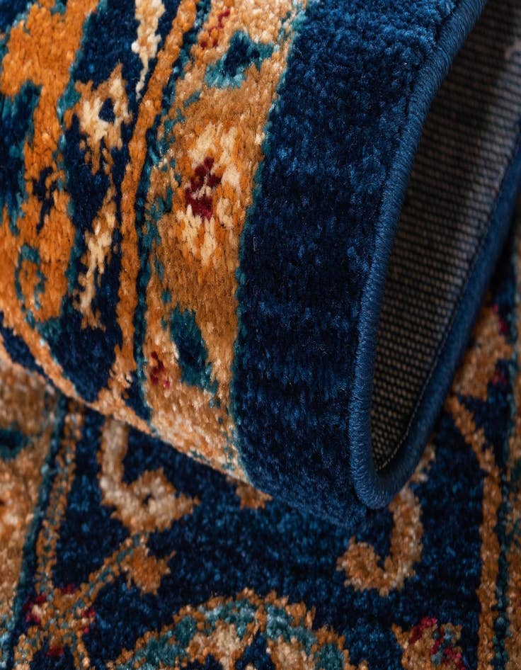 Detail image of  5' x 8' Charlestown Rug