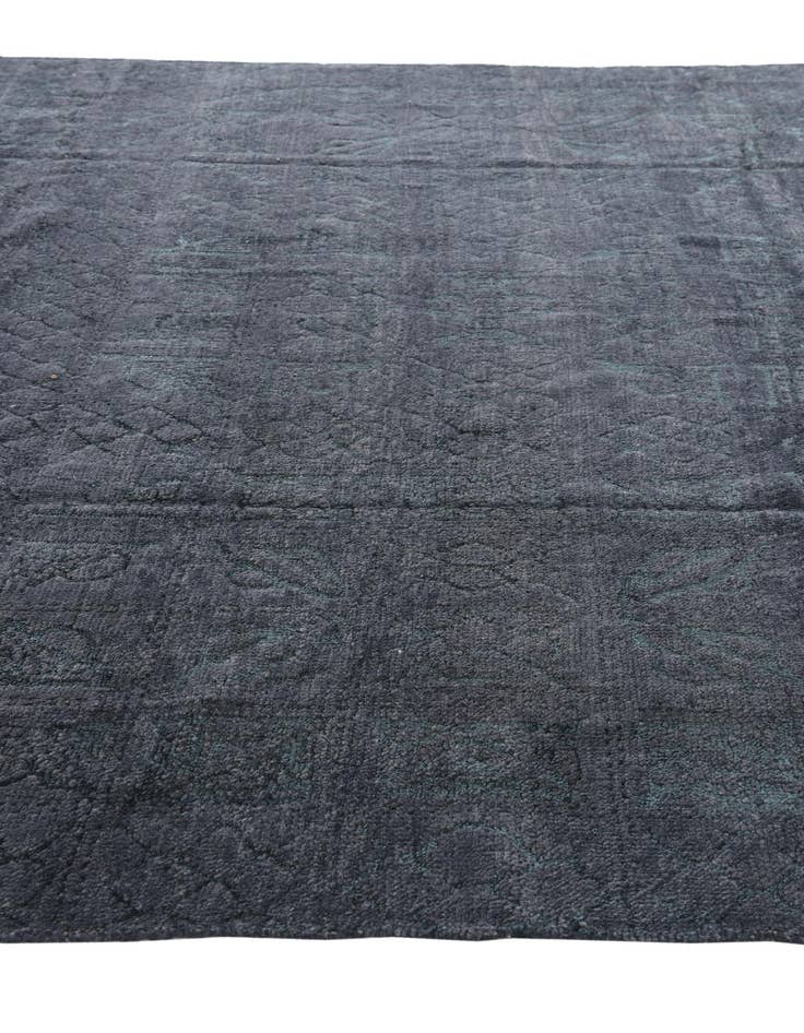 Detail image of  7' 10 x 10'  Hand Knotted Darya Rug