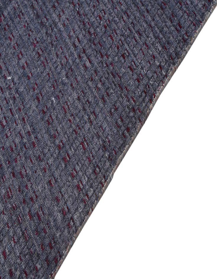 Detail image of  6' 4 x 9' 4  Hand Knotted Darya Wool Rug