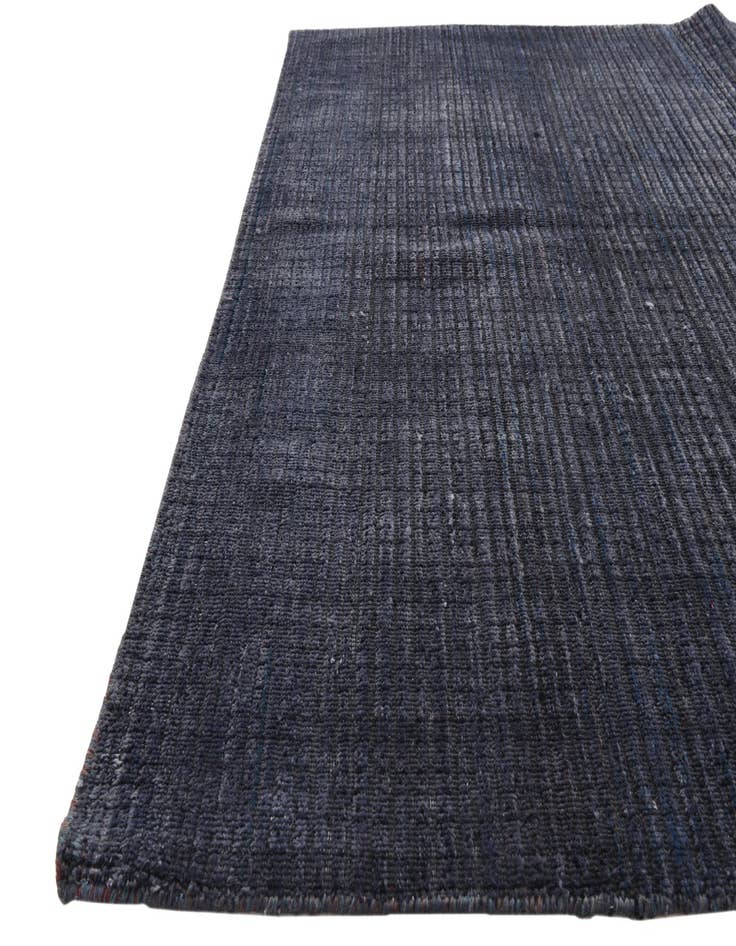 Detail image of  5' 5 x 8'  Hand Knotted Darya Wool Rug