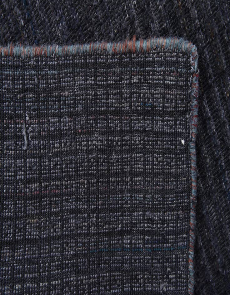 Detail image of  5' 5 x 8'  Hand Knotted Darya Wool Rug