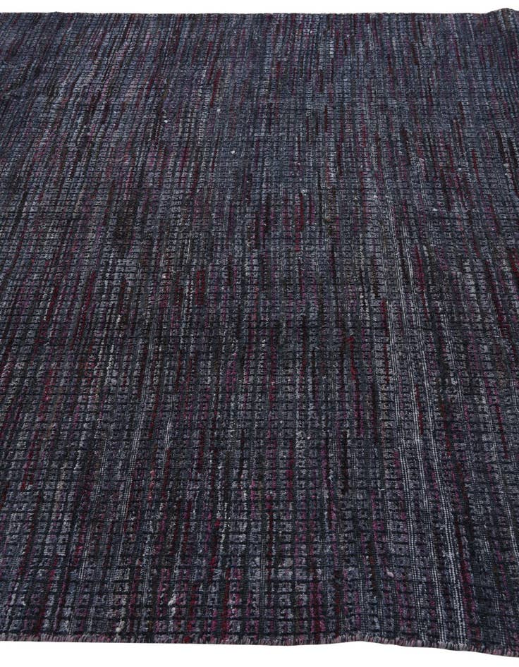 Detail image of  6' 5 x 9' 4  Hand Knotted Darya Wool Rug