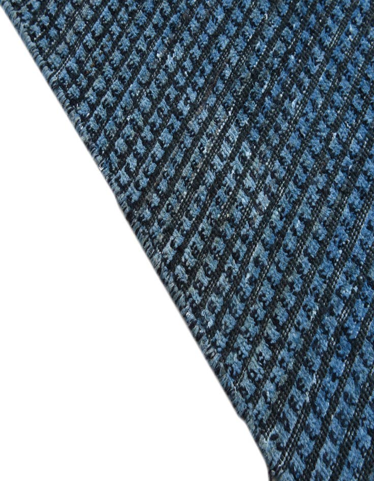 Detail image of  6' 5 x 10' 5  Hand Knotted Darya Wool Rug