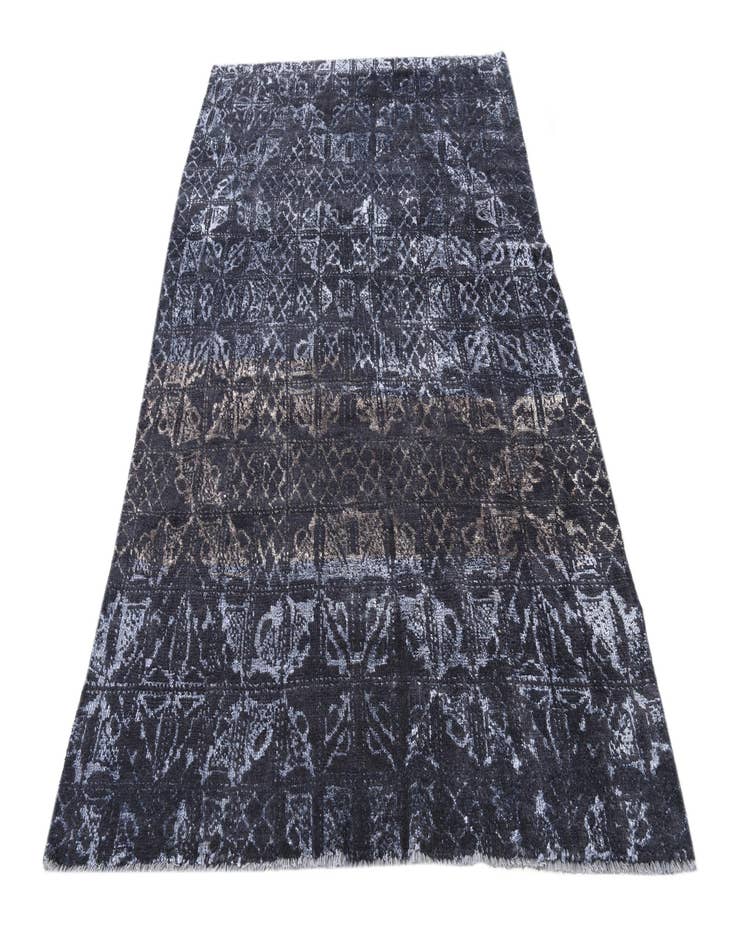 Detail image of  5' 1 x 8' 1  Hand Knotted Darya Rug