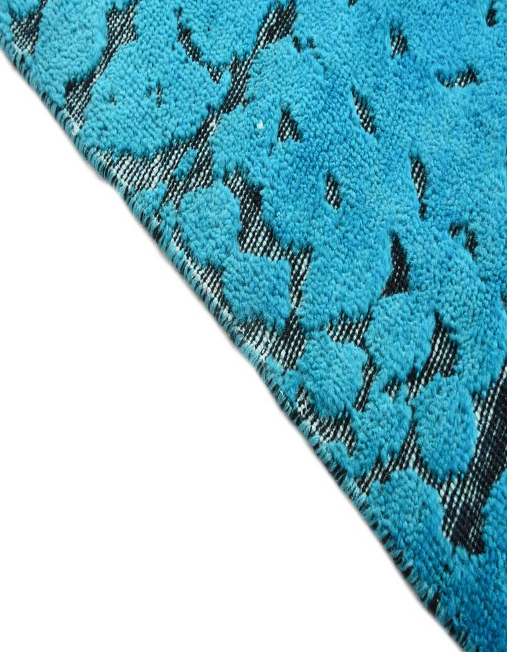 Detail image of  5' 2 x 8'  Hand Knotted Darya Wool Rug