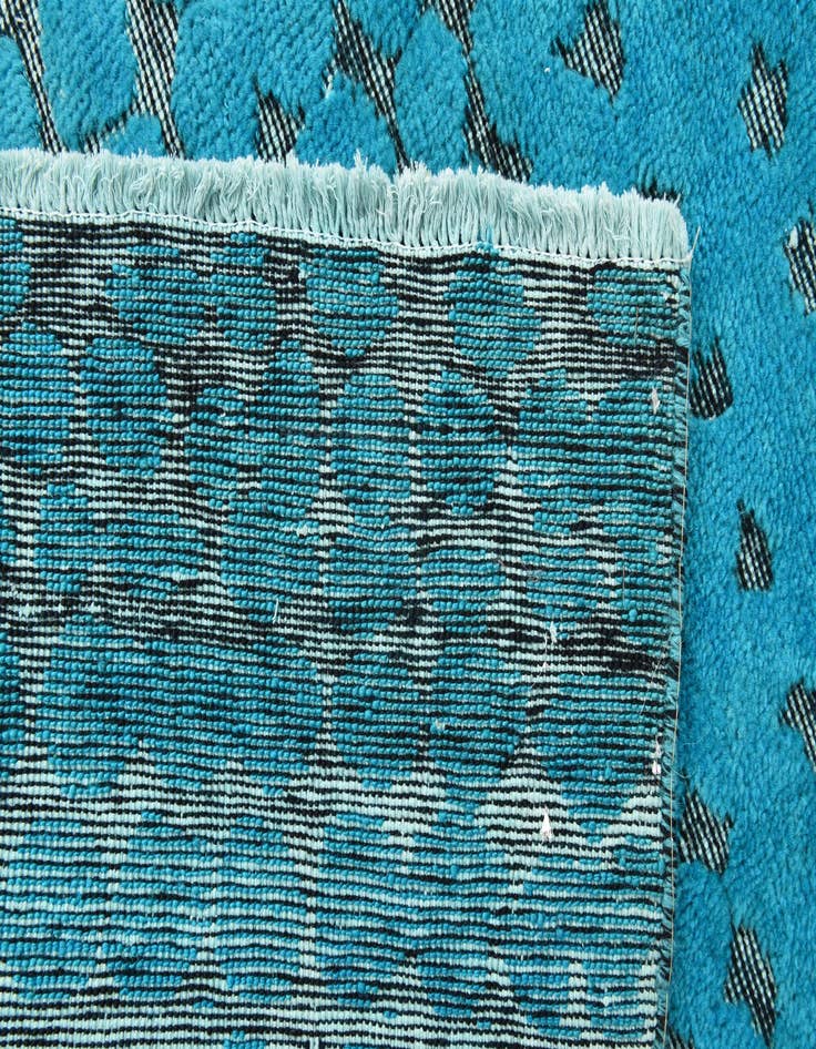 Detail image of  5' 2 x 8'  Hand Knotted Darya Wool Rug