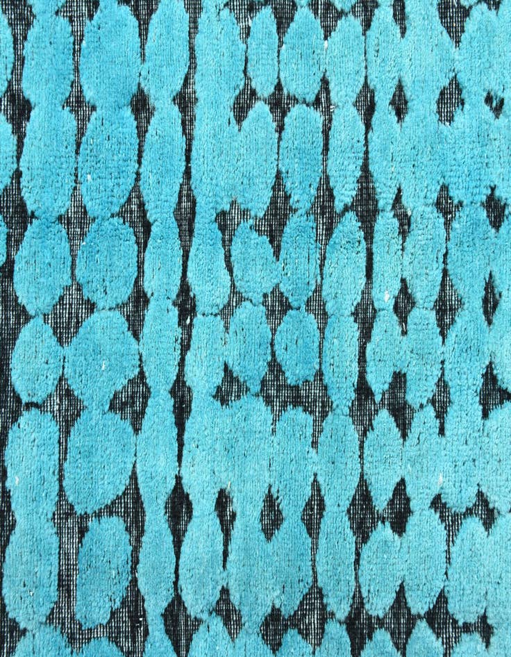 Detail image of  6' 6 x 10' 5  Hand Knotted Darya Wool Rug