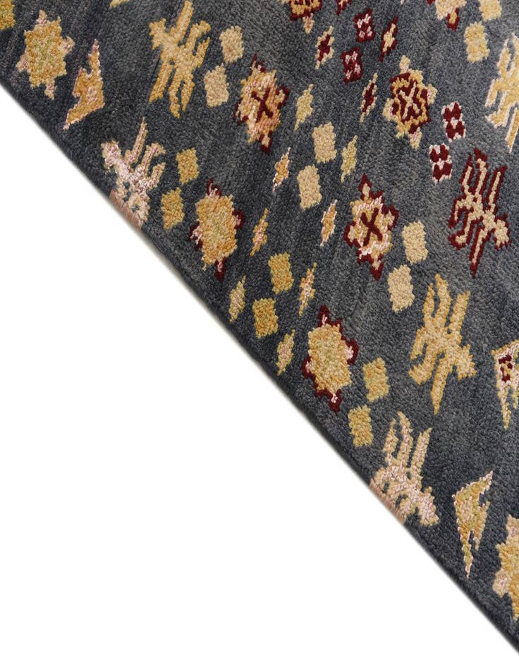 Detail image of  5' 6 x 8' 3  Hand Knotted Darya Rug