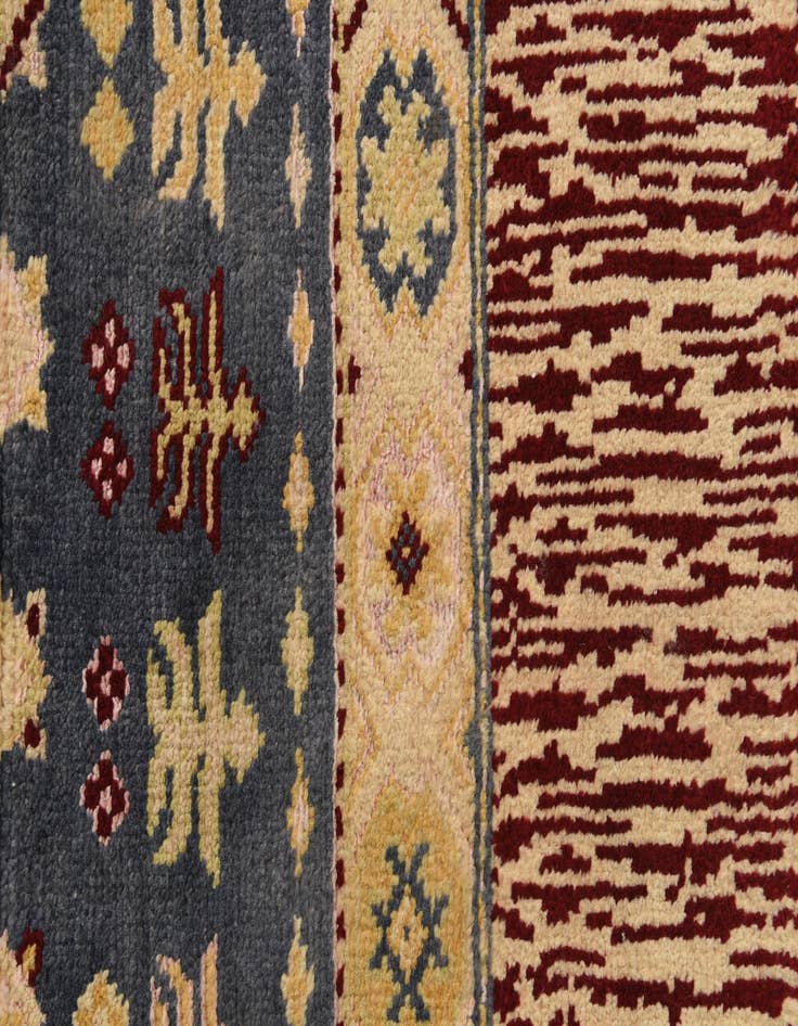 Detail image of  5' 6 x 8' 3  Hand Knotted Darya Rug