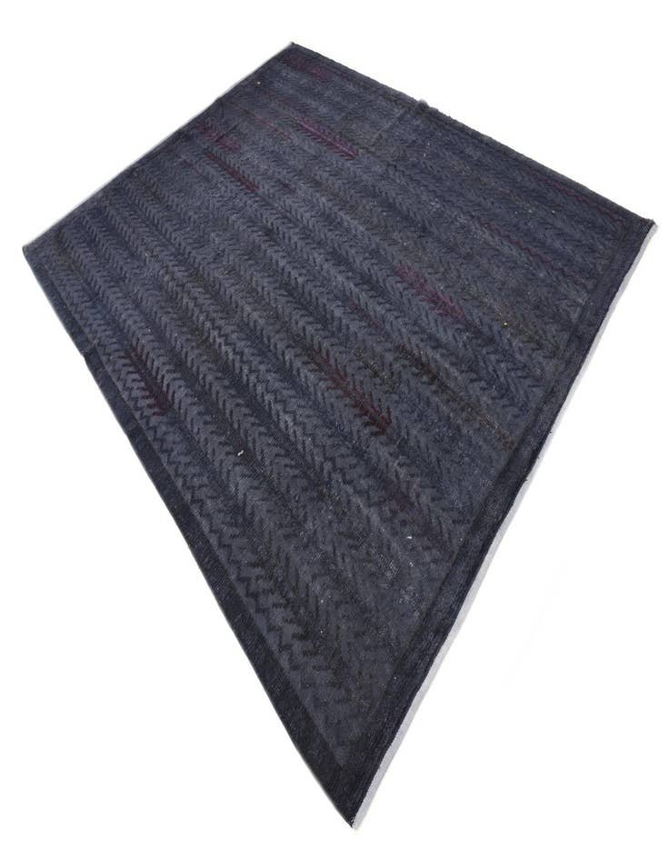 Detail image of  8' x 10'  Hand Knotted Darya Wool Rug