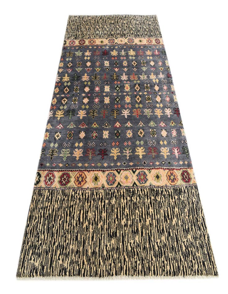 Detail image of  5' 4 x 8' 5  Hand Knotted Darya Rug