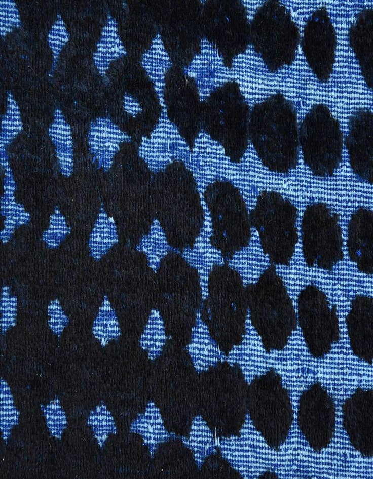 Detail image of  8' 8 x 10' 4  Hand Knotted Darya Wool Rug