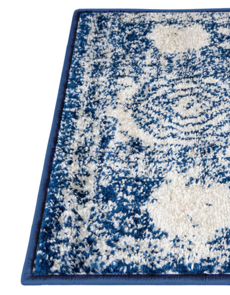 Detail image of  4' x 6' Dover Rug