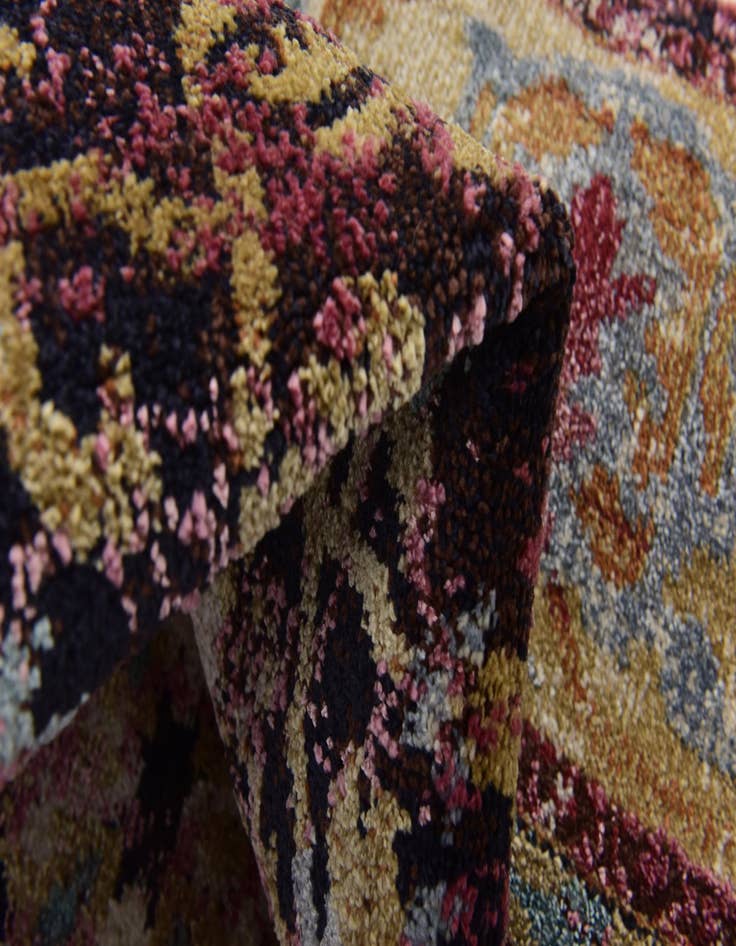 Detail image of  5' 2 x 7' 7 Eden Rug