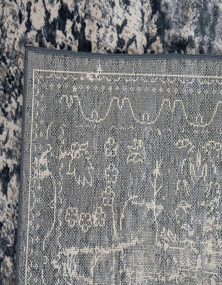 Detail image of  5' 2 x 7' 7 Eliza Rug