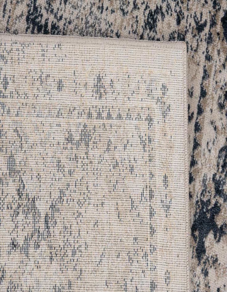 Detail image of  5' x 7' 7 Eliza Rug