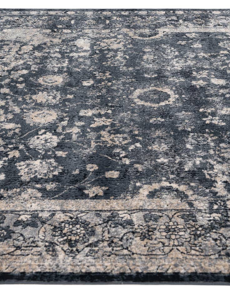 Detail image of  5' x 7' 8 Eliza Rug