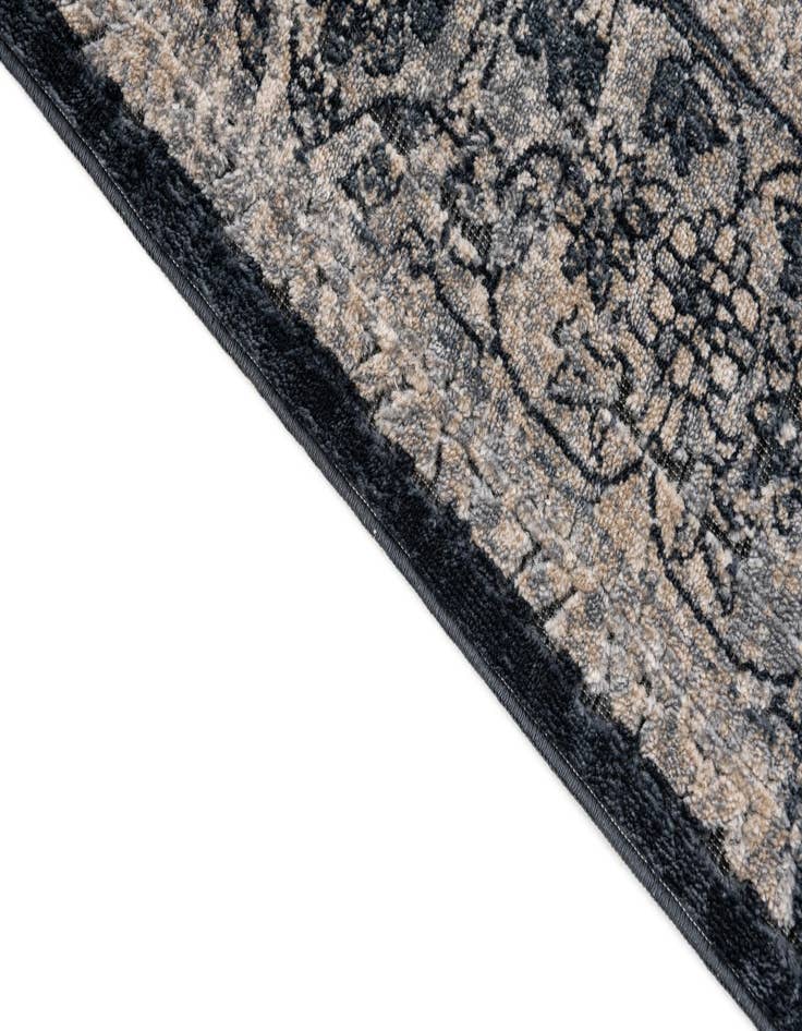 Detail image of  5' x 7' 8 Eliza Rug