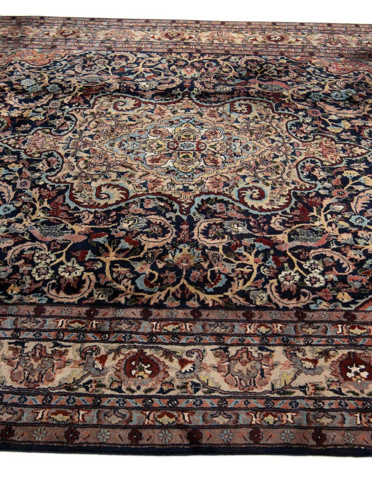Detail image of 6' 1 x 8' 8 Hand Knotted Farahan Oriental Wool Rug