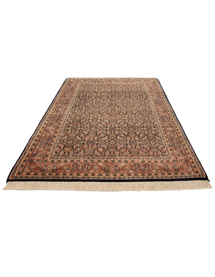 Detail image of  4' 7 x 6' 10  Hand Knotted Farahan Oriental Wool Rug