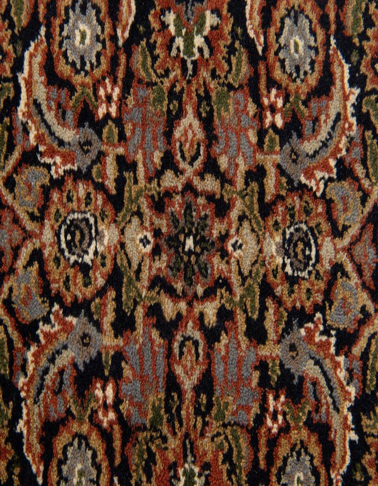 Detail image of  4' 7 x 6' 10  Hand Knotted Farahan Oriental Wool Rug
