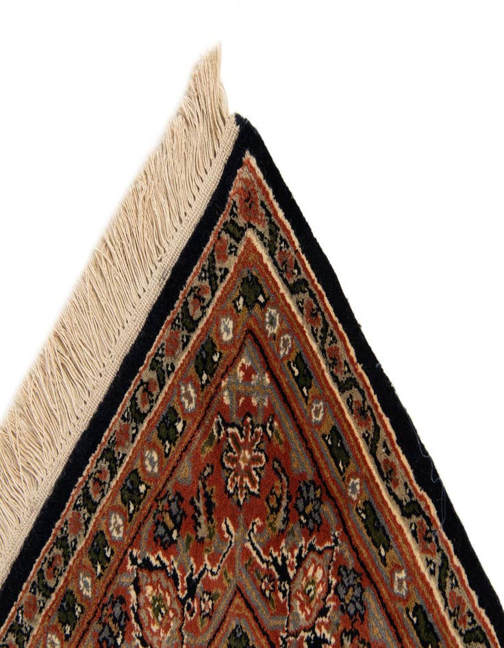 Detail image of  4' 7 x 6' 10  Hand Knotted Farahan Oriental Wool Rug