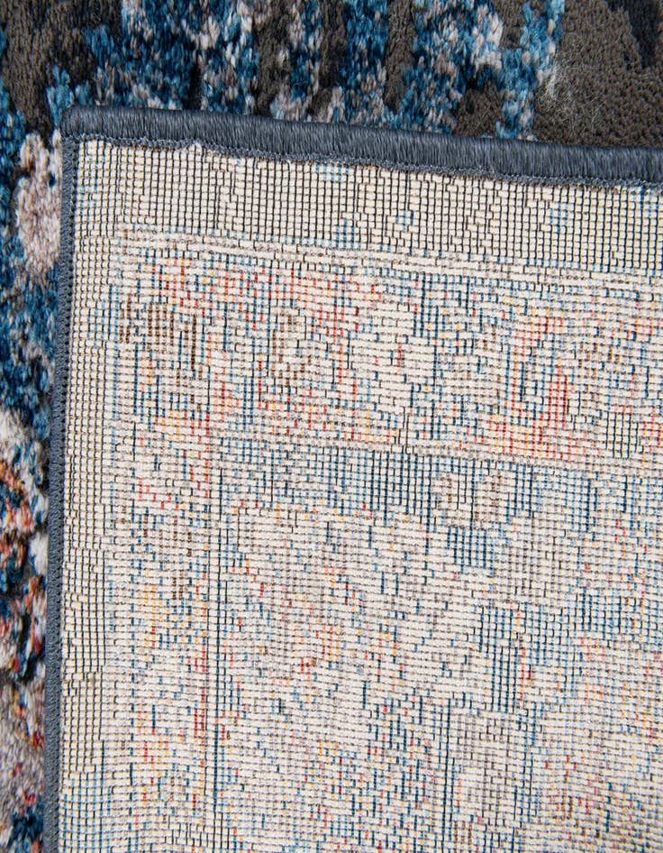 Detail image of  5' x 7' 8 Fleur Rug